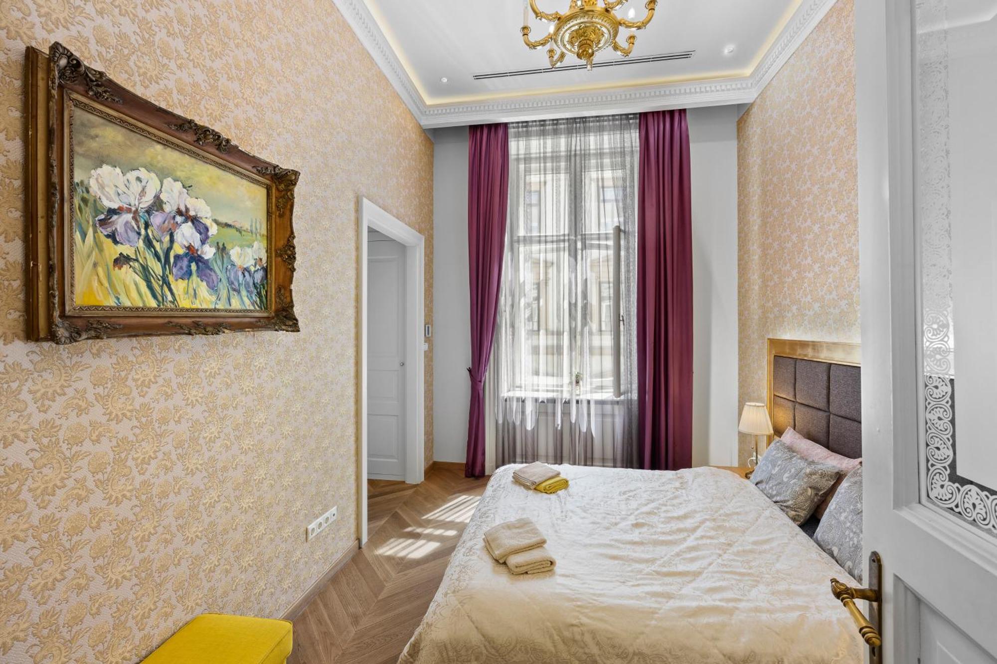 Count Zrinyi Basilica Luxurious Residence ブダペスト エクステリア 写真