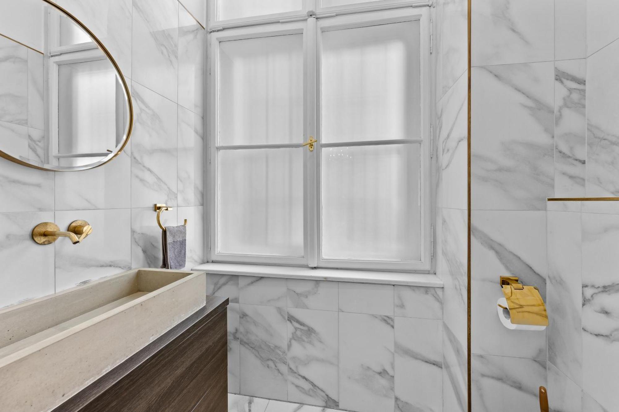 Count Zrinyi Basilica Luxurious Residence ブダペスト エクステリア 写真