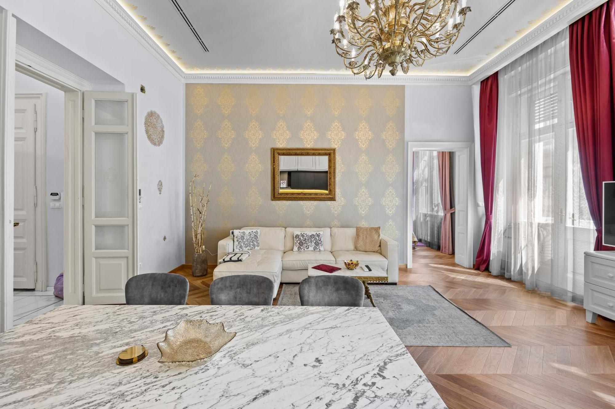 Count Zrinyi Basilica Luxurious Residence ブダペスト エクステリア 写真