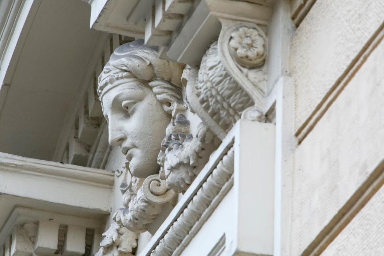 Count Zrinyi Basilica Luxurious Residence ブダペスト エクステリア 写真